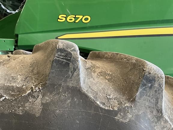 Main image John Deere S670 12