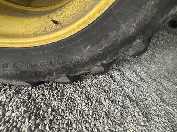 Image of John Deere S670 equipment image 3