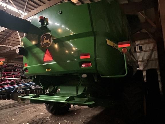 Image of John Deere S670 equipment image 2