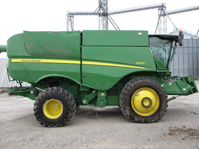 Image of John Deere S670 equipment image 3