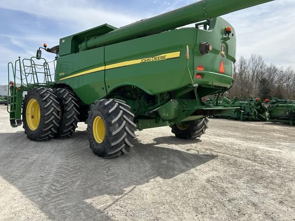 Image of John Deere S670 equipment image 3