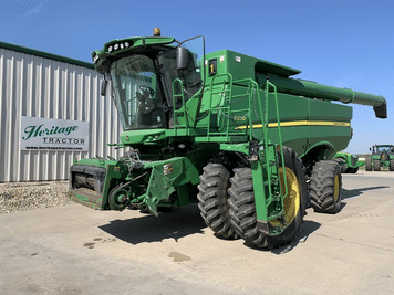 Main image John Deere S670