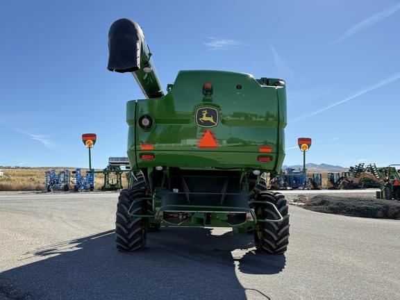Image of John Deere S670 equipment image 3