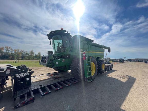 Image of John Deere S670 Primary image