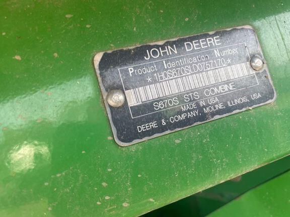Image of John Deere S670 equipment image 4
