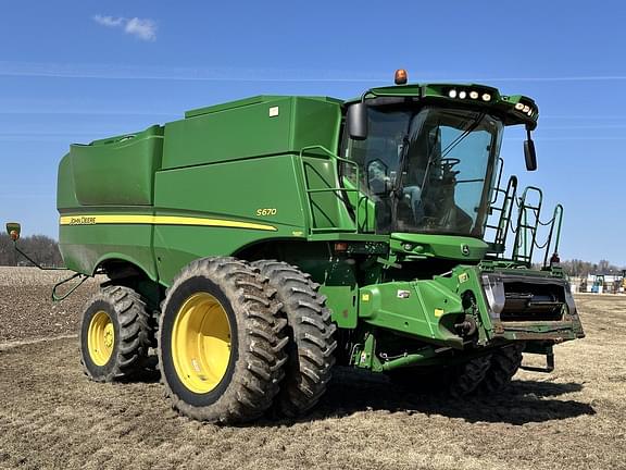 Image of John Deere S670 Primary image