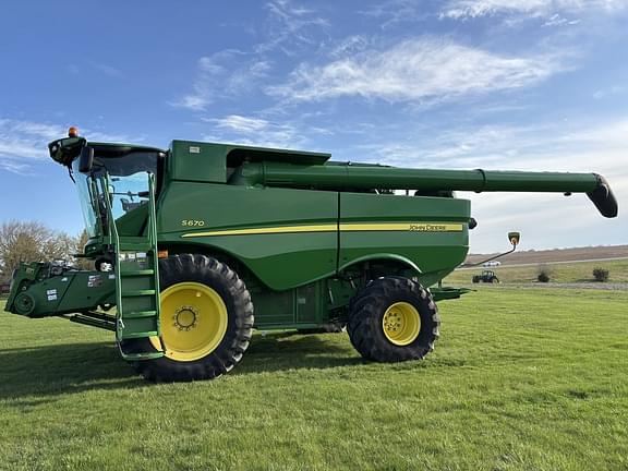 Image of John Deere S670 Primary image