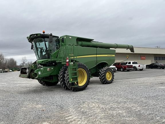 Image of John Deere S670 equipment image 3