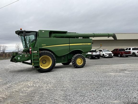 Image of John Deere S670 equipment image 4