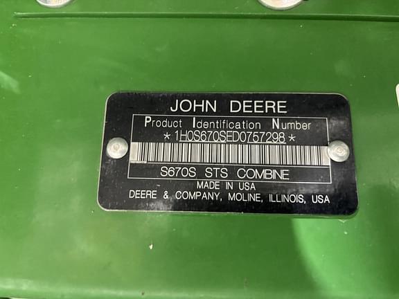 Image of John Deere S670 equipment image 3