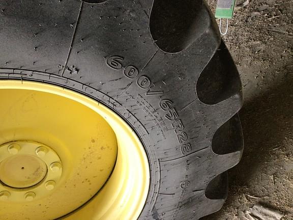 Image of John Deere S670 equipment image 3