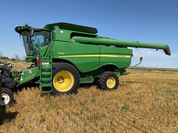 Image of John Deere S670 Primary image