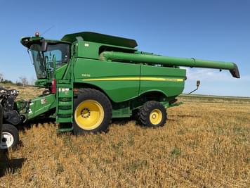 Main image John Deere S670