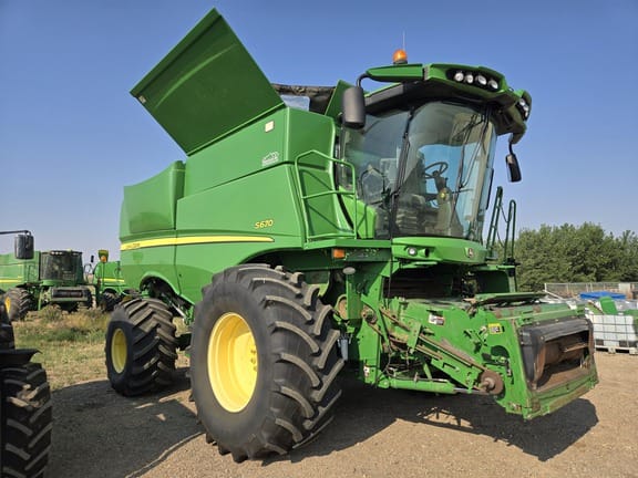 2013 John Deere S670 Equipment Image0