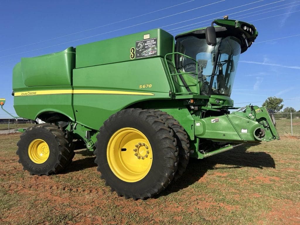 Image of John Deere S670 Primary image
