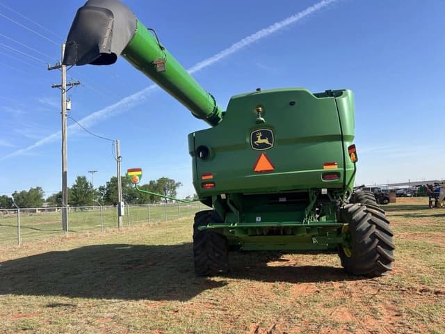 Image of John Deere S670 equipment image 3