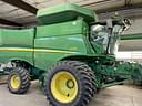 2013 John Deere S670 Image