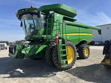 Main image John Deere S670