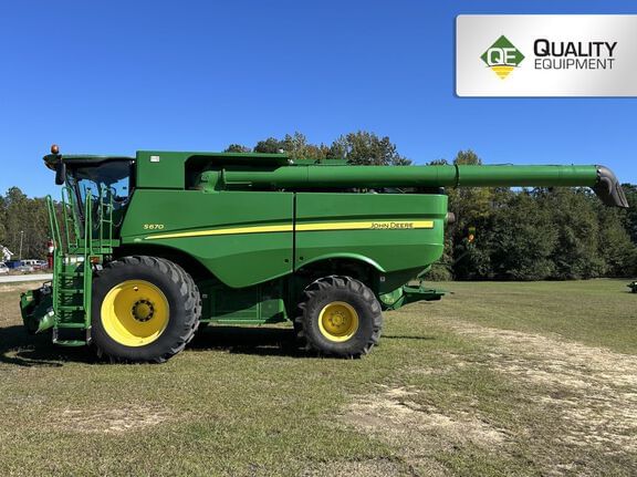 2013 John Deere S670 Image