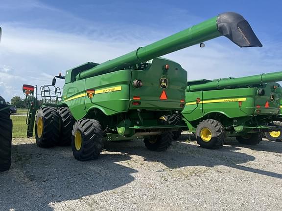 Image of John Deere S680 equipment image 3