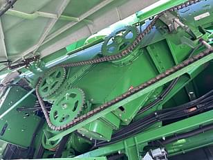 Main image John Deere S680 11