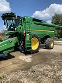 2013 John Deere S680 Image