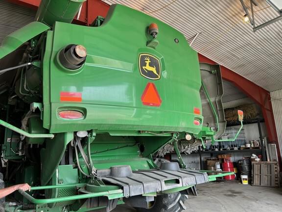 Image of John Deere S680 equipment image 2