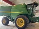 2013 John Deere S680 Image