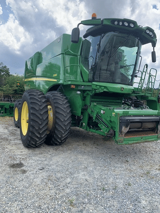 Main image John Deere S680