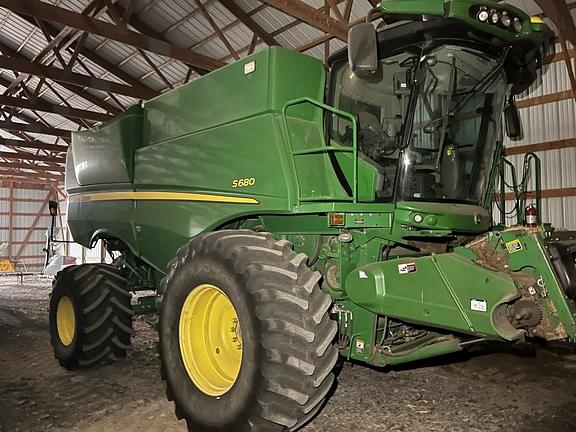 Image of John Deere S680 equipment image 1