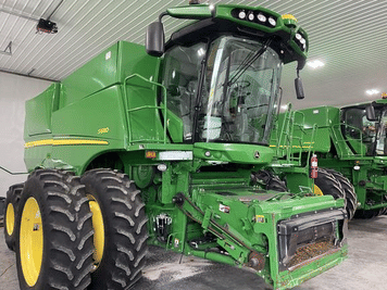 Main image John Deere S680