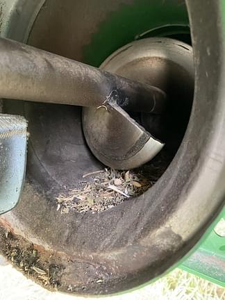 Image of John Deere S680 equipment image 2