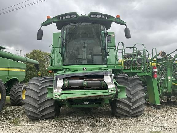 Image of John Deere S680 equipment image 2