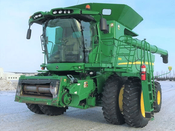 Main image John Deere S680