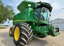 2013 John Deere S680 Image