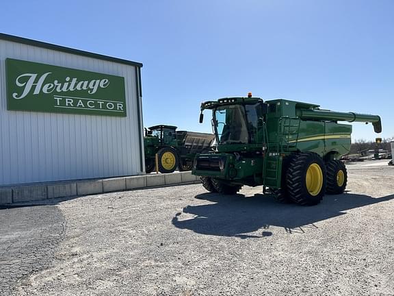 Image of John Deere S680 Primary image