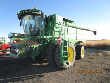 Main image John Deere S680