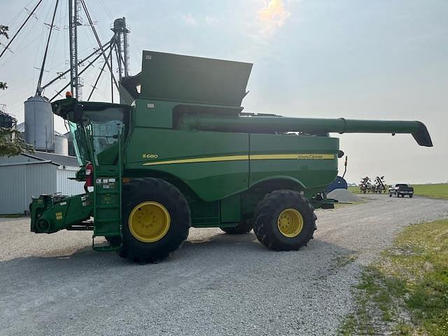 Image of John Deere S680 equipment image 4