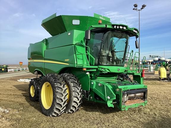 Image of John Deere S680 Primary image