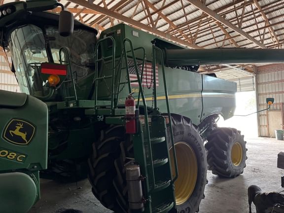 2013 John Deere S680 Equipment Image0