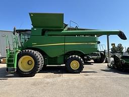 Image of John Deere S680 equipment image 3