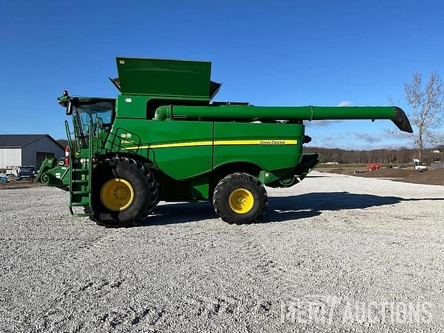 Image of John Deere S680 equipment image 3