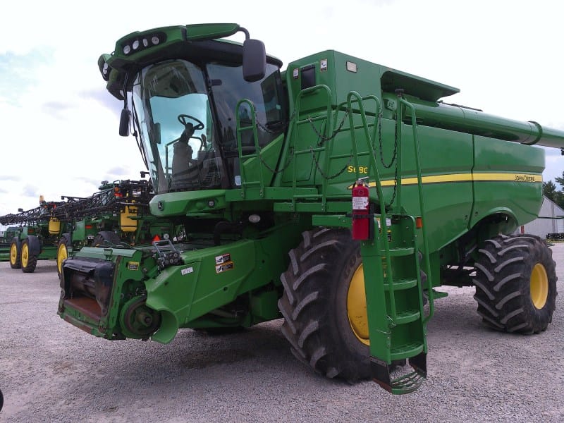 2013 John Deere S680 Equipment Image0