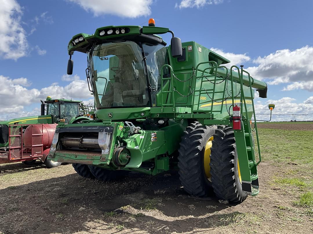Image of John Deere S680 Primary image