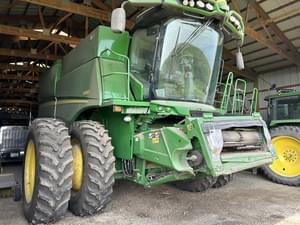 2013 John Deere S680 Image