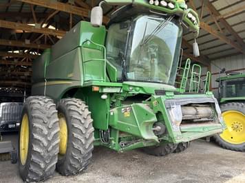 Main image John Deere S680
