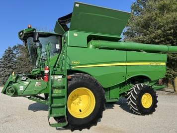 Main image John Deere S680