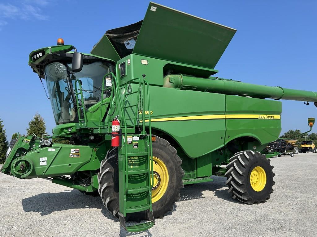 Image of John Deere S680 Primary image