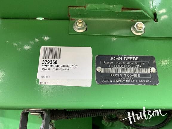 Image of John Deere S680 equipment image 2