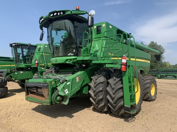 Main image John Deere S680